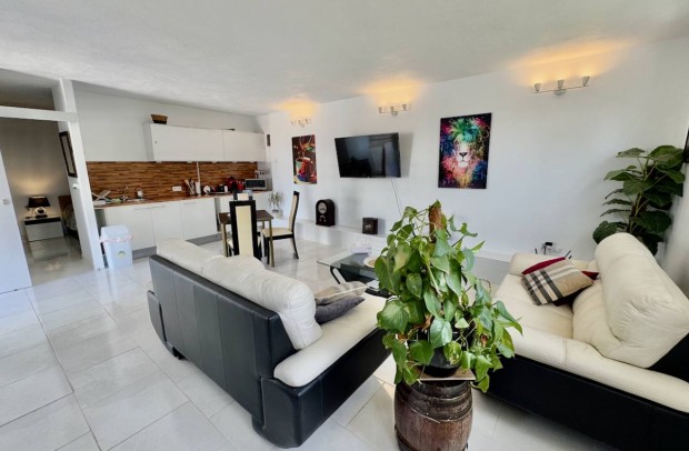 Revente - Detached House / Villa - Ciudad Quesada