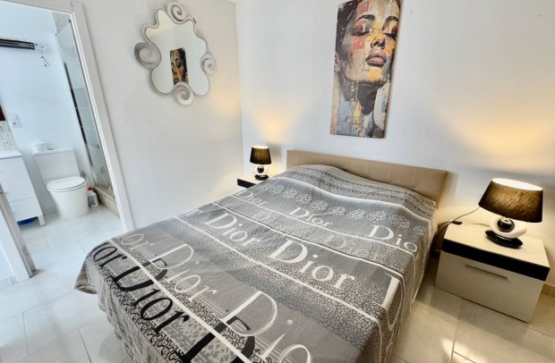 Revente - Detached House / Villa - Ciudad Quesada