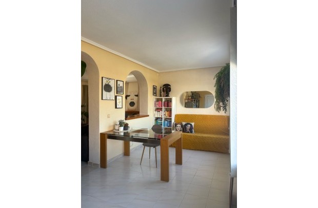 Resale - Villa / Detached - Ciudad Quesada - Quesada Center