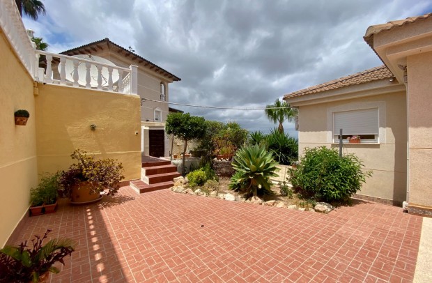 Resale - Detached House / Villa - Algorfa - Lomas de La Juliana
