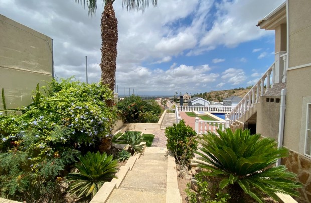 Resale - Detached House / Villa - Algorfa - Lomas de La Juliana