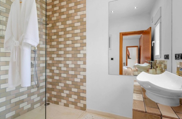 Revente - Villa Detached - Ciudad Quesada