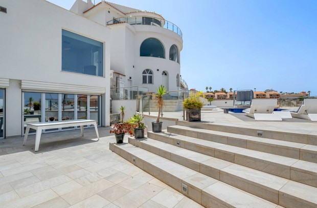 Revente - Villa Detached - Ciudad Quesada