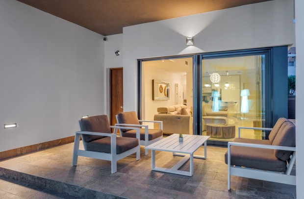 Resale - Detached House / Villa - Orihuela Costa - Villamartín