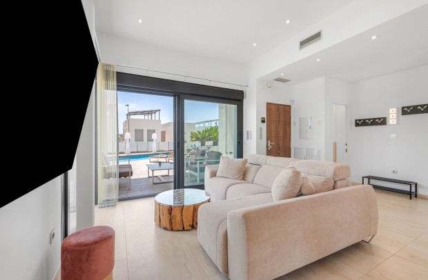 Resale - Detached House / Villa - Orihuela Costa - Villamartín