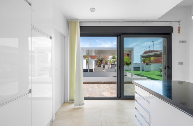 Resale - Detached House / Villa - Orihuela Costa - Villamartín