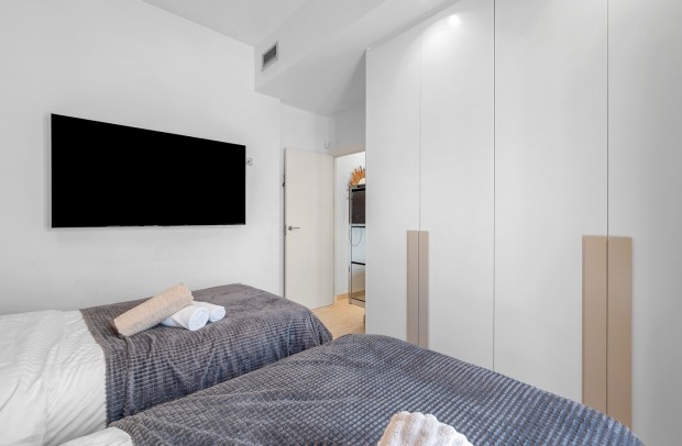 Resale - Detached House / Villa - Orihuela Costa - Villamartín