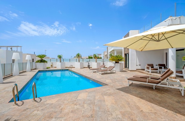 Resale - Detached House / Villa - Orihuela Costa - Villamartín