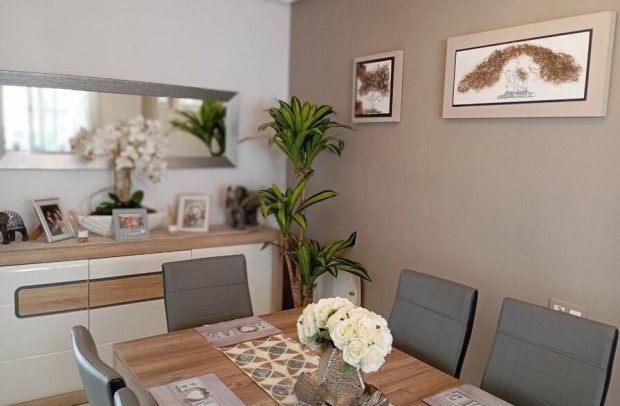 Revente - Detached House / Villa - Villamartin - Villamartín