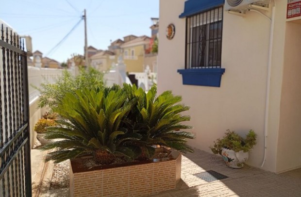 Revente - Detached House / Villa - Villamartin - Villamartín