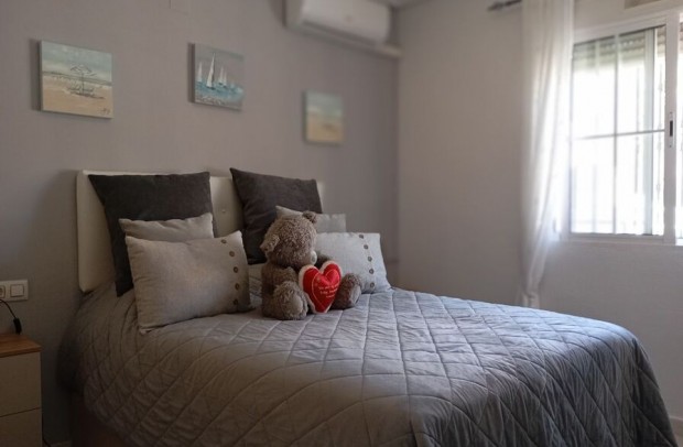 Revente - Detached House / Villa - Villamartin - Villamartín