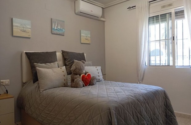 Revente - Detached House / Villa - Villamartin - Villamartín