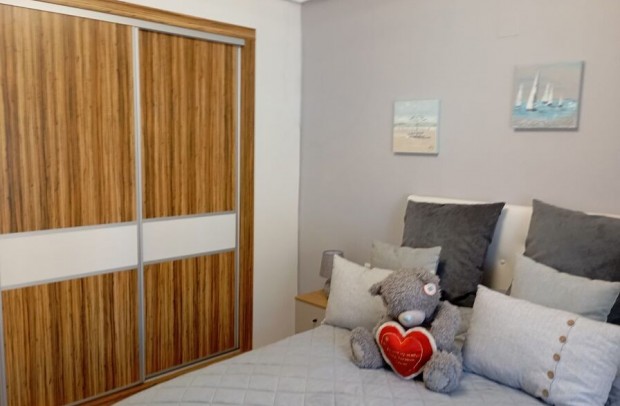 Revente - Detached House / Villa - Villamartin - Villamartín