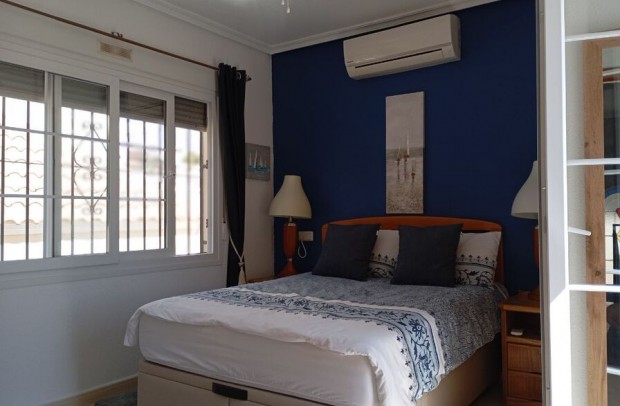 Revente - Detached House / Villa - Villamartin - Villamartín