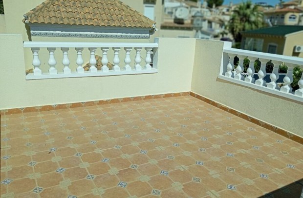 Revente - Detached House / Villa - Villamartin - Villamartín