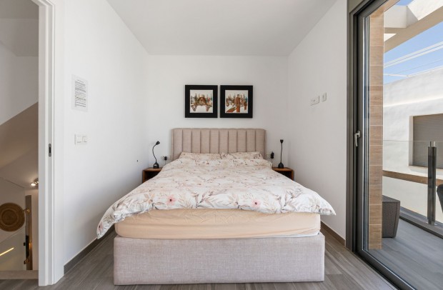 Resale - Detached House / Villa - Orihuela Costa - Villamartín