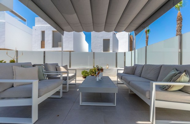 Resale - Detached House / Villa - Orihuela Costa - Villamartín