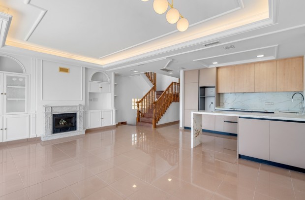 Resale - Villa Detached - Torrevieja