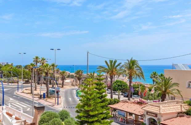 Resale - Villa Detached - Torrevieja