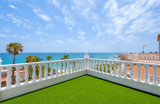 Resale - Villa Detached - Torrevieja