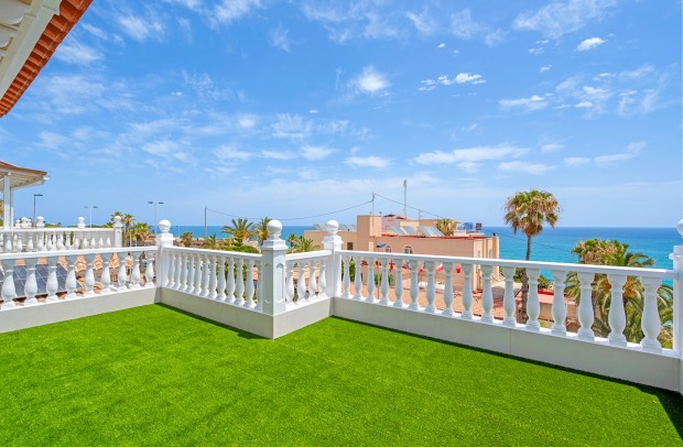 Resale - Villa Detached - Torrevieja
