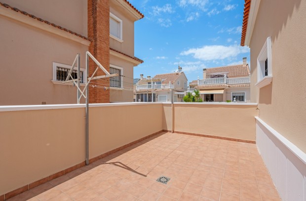 Resale - Villa Detached - Torrevieja