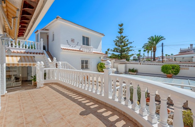 Resale - Detached House / Villa - Ciudad Quesada
