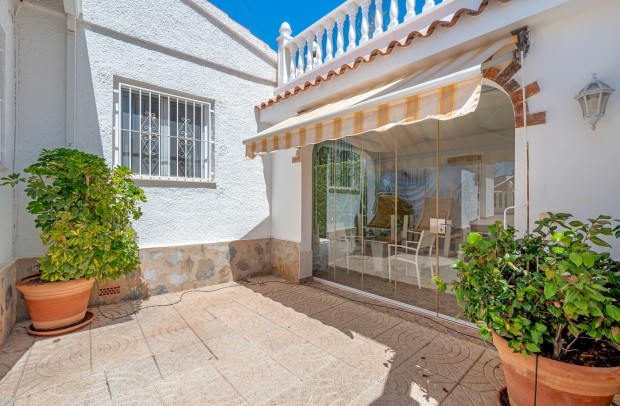 Resale - Detached House / Villa - Ciudad Quesada