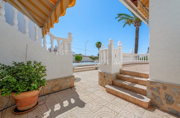 Resale - Detached House / Villa - Ciudad Quesada