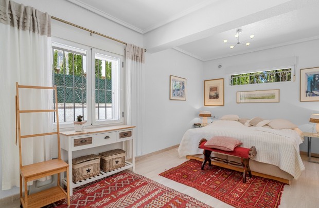 Resale - Detached House / Villa - Ciudad Quesada