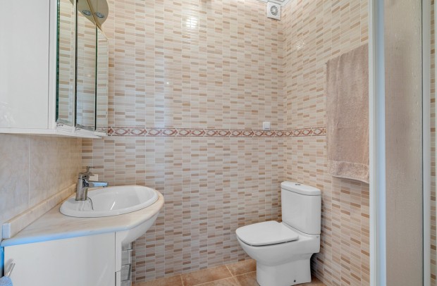 Resale - Detached House / Villa - Ciudad Quesada