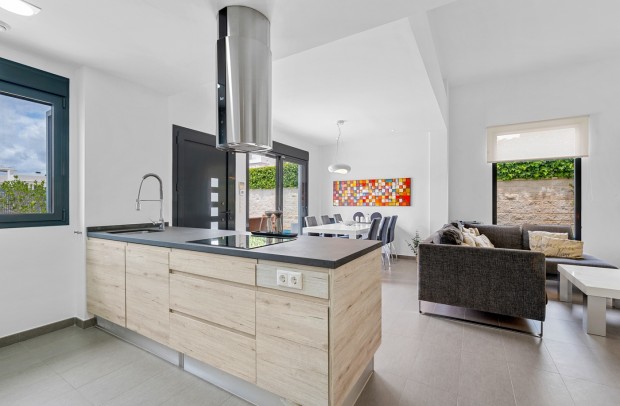 Revente - Villa Detached - Ciudad Quesada