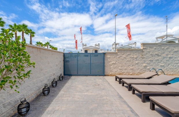 Revente - Villa Detached - Ciudad Quesada