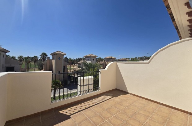 Resale - Semi-Detached - Algorfa - La Finca Golf Resort