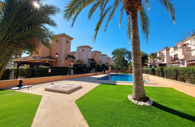 Resale - Semi-Detached - Algorfa - La Finca Golf Resort