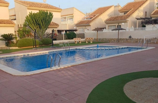 Reventa - Detached House / Villa - Ciudad Quesada