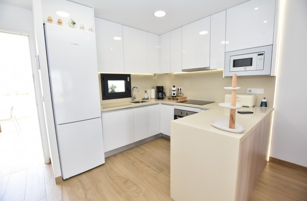 Resale - Apartment - Torrevieja - Los Balcones