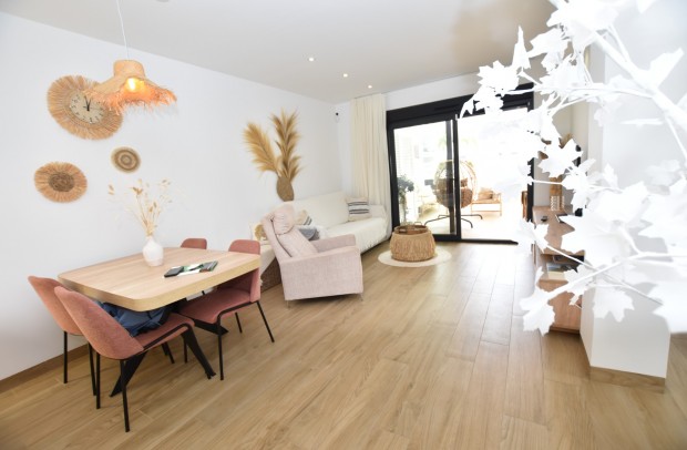 Resale - Apartment - Torrevieja - Los Balcones