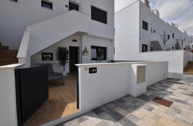 Resale - Apartment - Torrevieja - Los Balcones