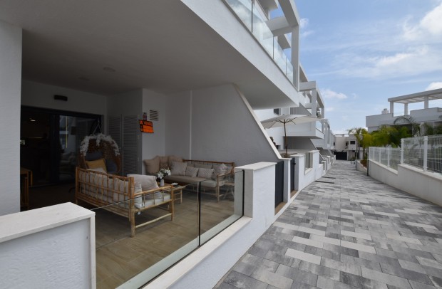 Resale - Apartment - Torrevieja - Los Balcones