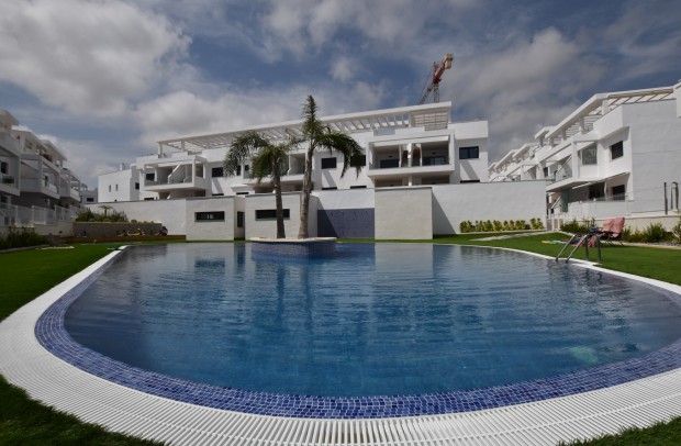 Resale - Apartment - Torrevieja - Los Balcones