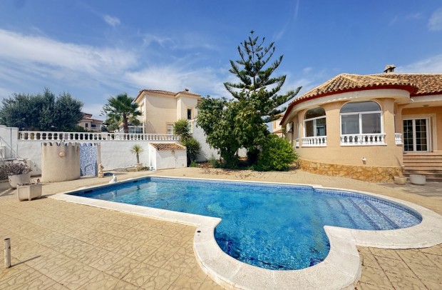 Revente - Detached House / Villa - San Miguel de Salinas