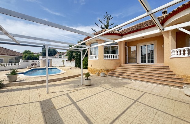 Revente - Detached House / Villa - San Miguel de Salinas