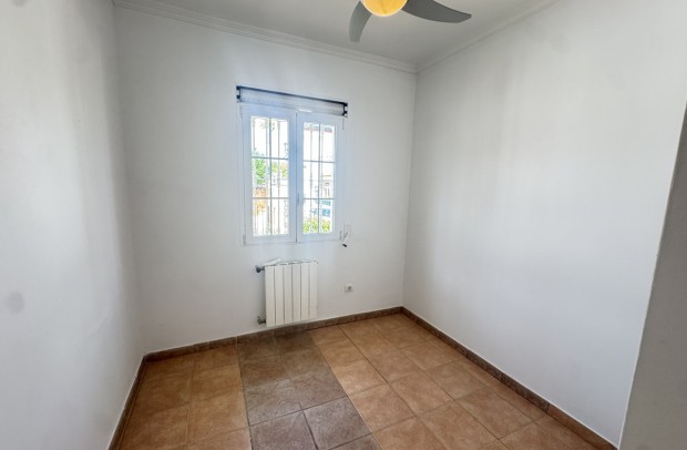 Revente - Detached House / Villa - San Miguel de Salinas