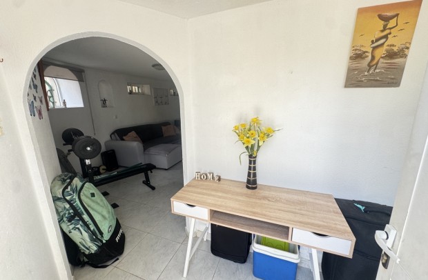 Resale - Detached House / Villa - Villamartin - Villamartín