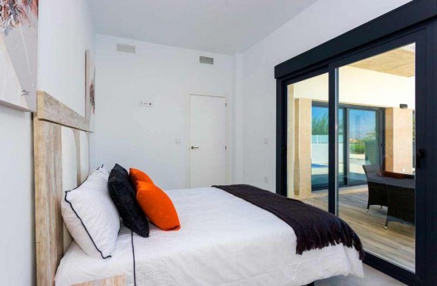 Nueva construcción  - Detached House / Villa - Daya Nueva - Centro