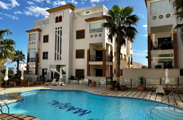 Resale - Apartment - Guardamar del Segura - Marjal Beach