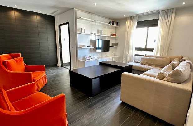 Resale - Apartment - Guardamar del Segura - Marjal Beach