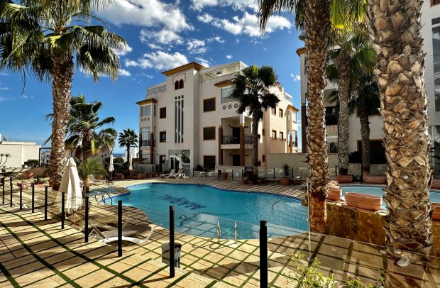 Resale - Apartment - Guardamar del Segura - Marjal Beach