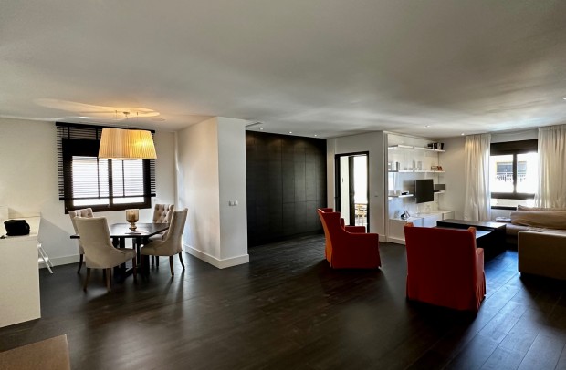 Resale - Apartment - Guardamar del Segura - Marjal Beach